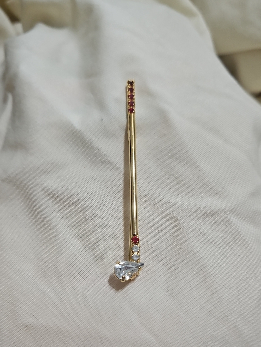 Gold Toned Vintage Faux Pearl and Rhinestone Golf Club Brooch Pin